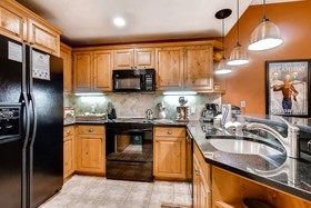 EagleRidge Lodge & Townhomes