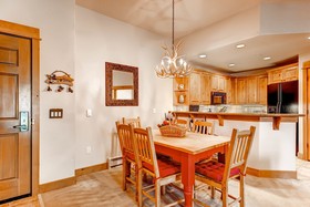 EagleRidge Lodge & Townhomes
