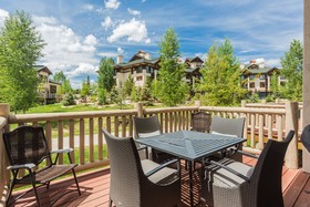EagleRidge Lodge & Townhomes