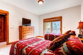 EagleRidge Lodge & Townhomes