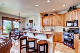 EagleRidge Lodge & Townhomes
