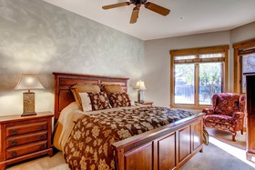EagleRidge Lodge & Townhomes