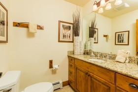 EagleRidge Lodge & Townhomes
