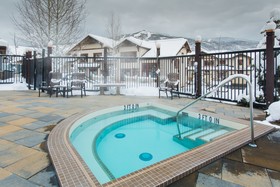 EagleRidge Lodge & Townhomes