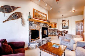 EagleRidge Lodge & Townhomes