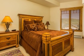 EagleRidge Lodge & Townhomes