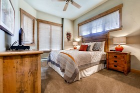 EagleRidge Lodge & Townhomes