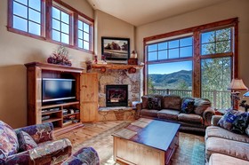 EagleRidge Lodge & Townhomes