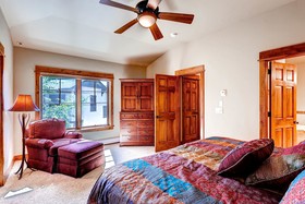 EagleRidge Lodge & Townhomes