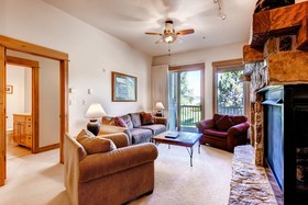 EagleRidge Lodge & Townhomes