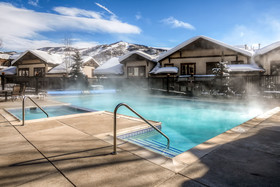 EagleRidge Lodge & Townhomes