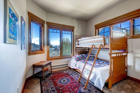 EagleRidge Lodge & Townhomes