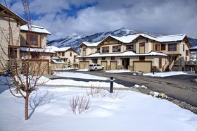 EagleRidge Lodge & Townhomes