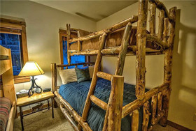 Eagles Nest Chalet