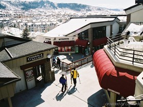 Gondola Square