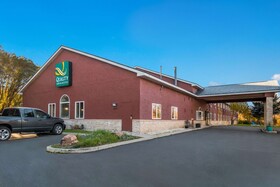 Quality Inn & Suites