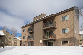 Shadow Run Condominiums