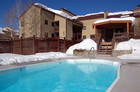 Shadow Run Condominiums