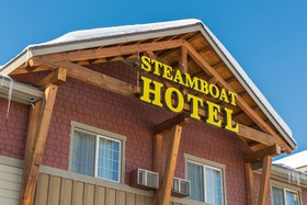 Steamboat Hotel