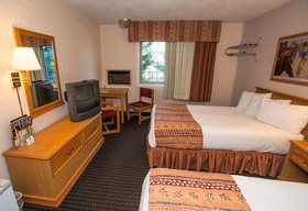 Steamboat Hotel