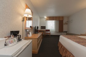Steamboat Hotel