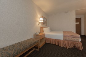 Steamboat Hotel