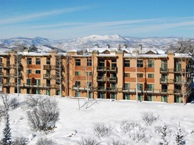 Storm Meadows Club Condominiums