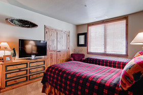 Torian Plum Creekside Building