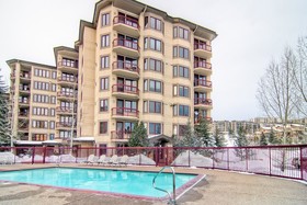 Torian Plum Creekside Building