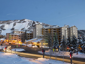 Torian Plum Plaza Tower
