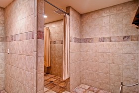Torian Plum Plaza Tower