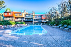 Waterford Townhomes by Retreatia