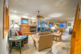 Waterford Townhomes by Retreatia