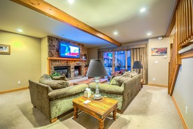 Waterford Townhomes by Retreatia