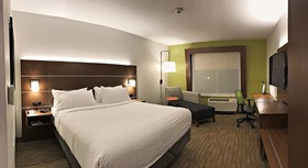 Holiday Inn Express & Suites Sterling