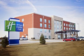 Holiday Inn Express & Suites Sterling