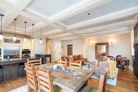 Auberge Residences at Element 52