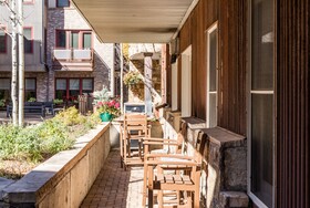 Auberge Residences at Element 52