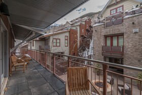 Auberge Residences at Element 52