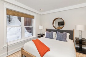 Auberge Residences at Element 52