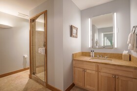 Auberge Residences at Element 52