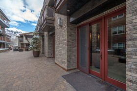 Auberge Residences at Element 52
