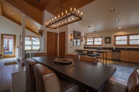 Auberge Residences at Element 52