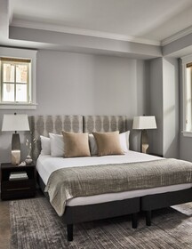 Auberge Residences at Element 52