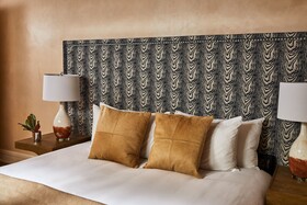 Auberge Residences at Element 52