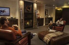 Auberge Residences at Element 52