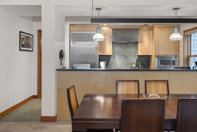 Auberge Residences at Element 52