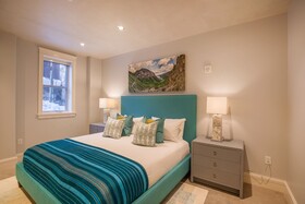 Auberge Residences at Element 52