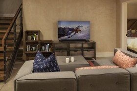 Auberge Residences at Element 52