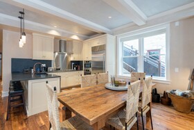 Auberge Residences at Element 52